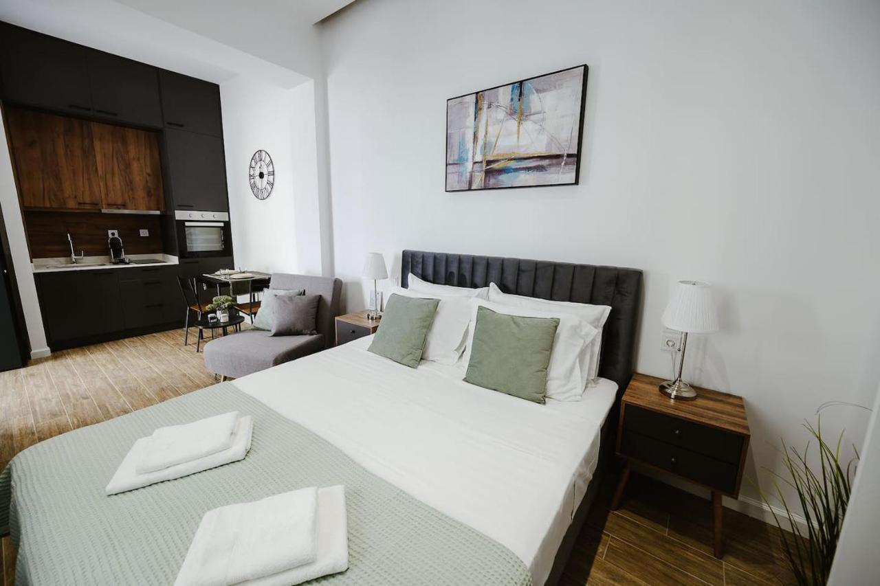 M & N Guesthouse Волос Экстерьер фото